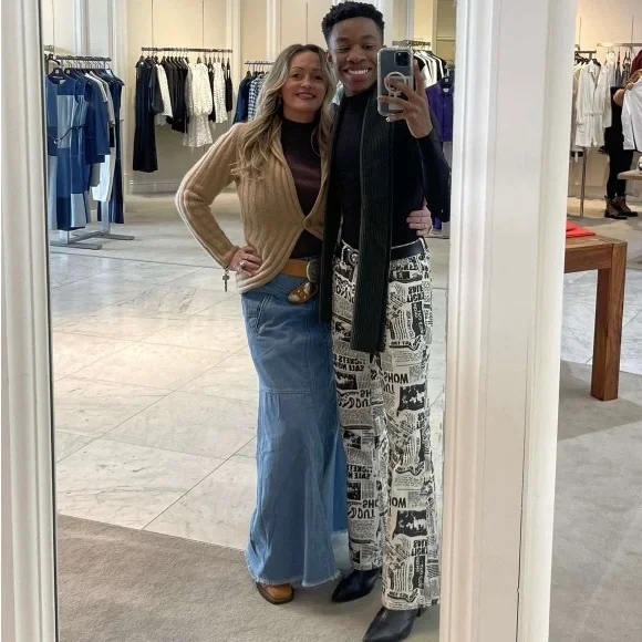 Frayed Edge Hem Denim Maxi Skirt w/Pockets - Picture 10 of 11